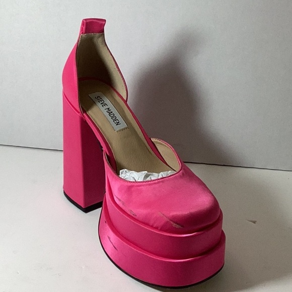 CHARLIZE BLACK SATIN Steve Madden With MISSING STRAP - Picture 3 of 9